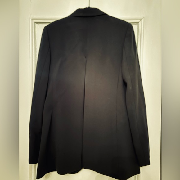 Theory single-button split-back blazer in black, size 4 - Picture 3 of 6